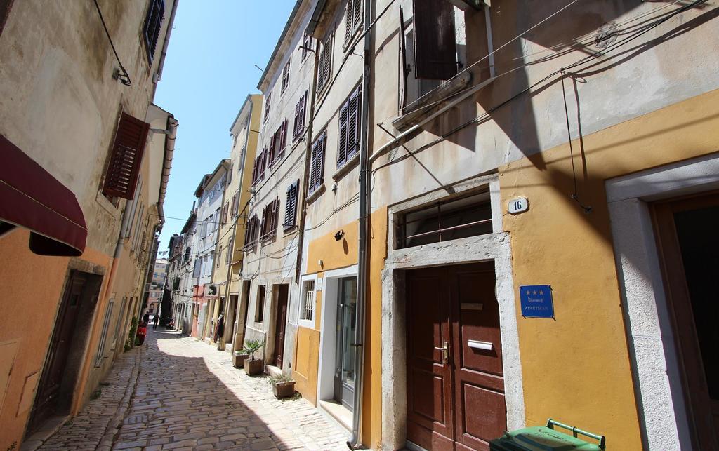 Apartment Danalu Rovigno Esterno foto